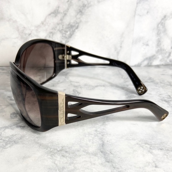 SOLD Oscar de la Renta Sunglasses - Picture 7 of 8